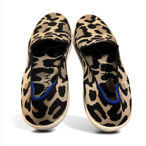 Rothy’s Original slip on sneakers in Desert Cat. Size 6.5 - Picture 4 of 6